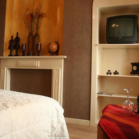 B&B Con Ampere Bruges Luaran gambar